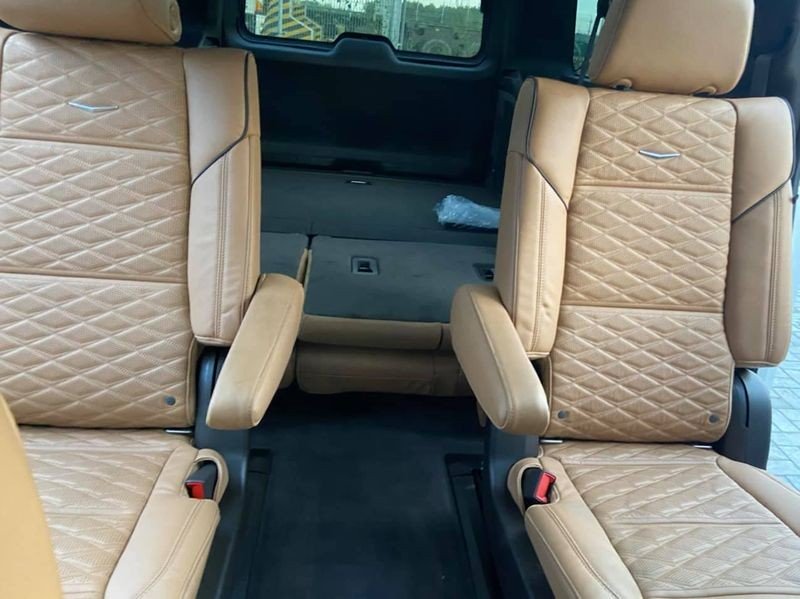 Cadillac Escalade ESV Sport đầu tiên về Việt Nam, giá lên tới 12 tỷ đồng