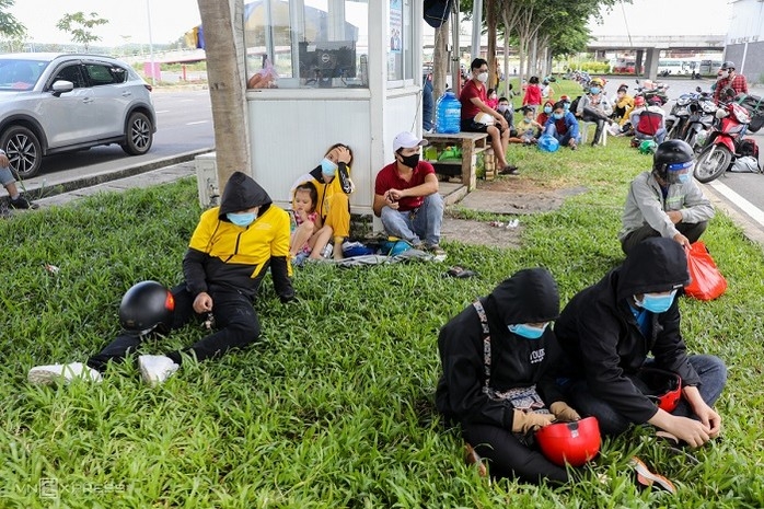 Khi bà con nghèo “tiến thoái lưỡng nan” Khi bà con nghèo “tiến thoái lưỡng nan”