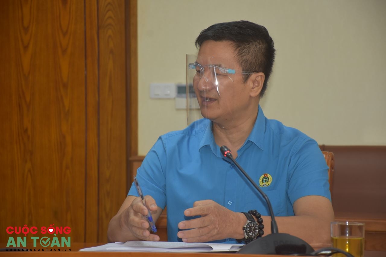 Tọa đàm trực tuyến “Bảo vệ Blouse trắng nơi tuyến đầu”