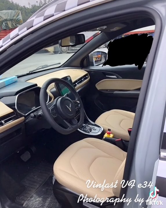 VinFast VF e34 lộ ảnh nội thất thực tế