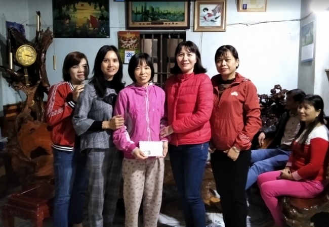 Trao gửi lòng nhân ái đến mảnh đời khó khăn