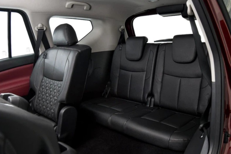 Nissan Terra 2021 trình làng Thái Lan, giá hơn 800 triệu đồng