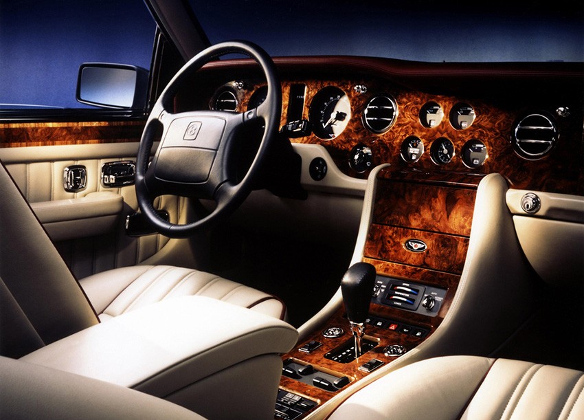 Lược sử Bentley - Chương 7:Thoi thóp dưới trướng Rolls-Royce Lược sử Bentley - Chương 7:Thoi thóp dưới trướng Rolls-Royce