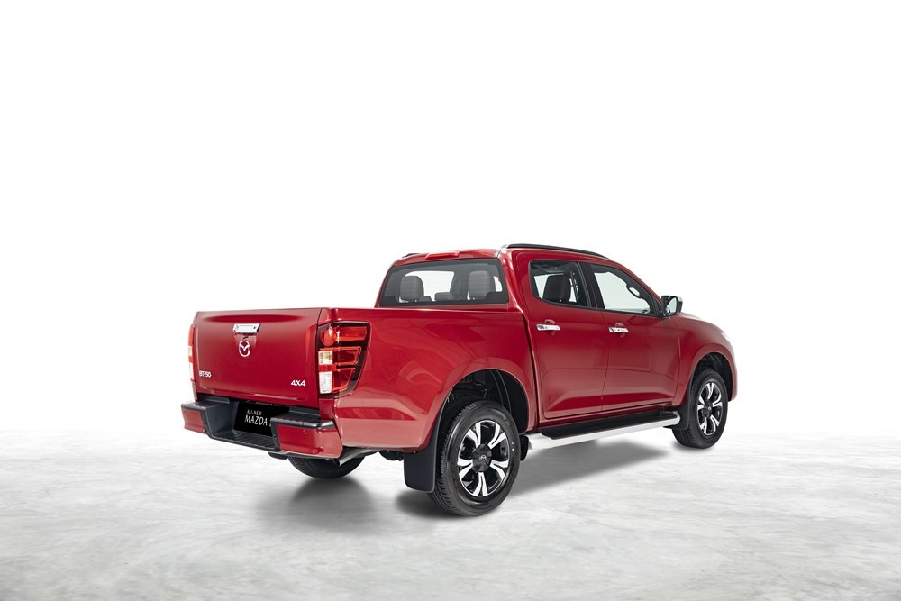 Mazda BT-50 mới ra mắt, giá 659 triệu đồng