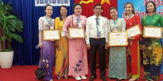 Không ai bị bỏ lại phía sau Không ai bị bỏ lại phía sau