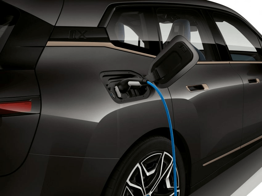 SUV chạy điện BMW iX giá từ 2,28 tỷ đồng tại Malaysia SUV chạy điện BMW iX giá từ 2,28 tỷ đồng tại Malaysia