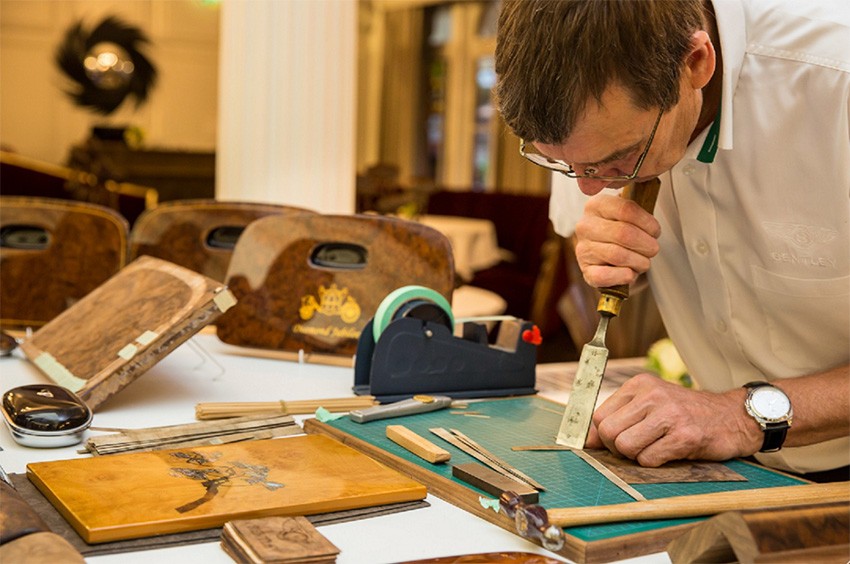 Lược sử Bentley - Chương 9: Đường ai nấy đi Lược sử Bentley - Chương 9: Đường ai nấy đi