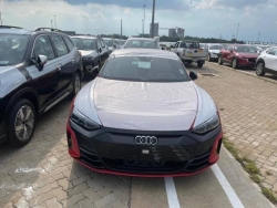 Xe điện Audi e-tron GT bất ngờ xuất hiện tại Việt Nam