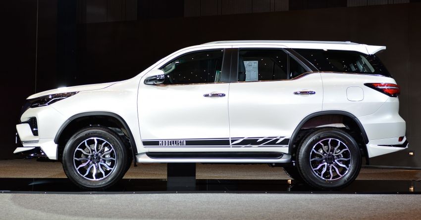 Toyota Fortuner 2021 với gói phụ kiện Modellista ra mắt tại Thái Lan
