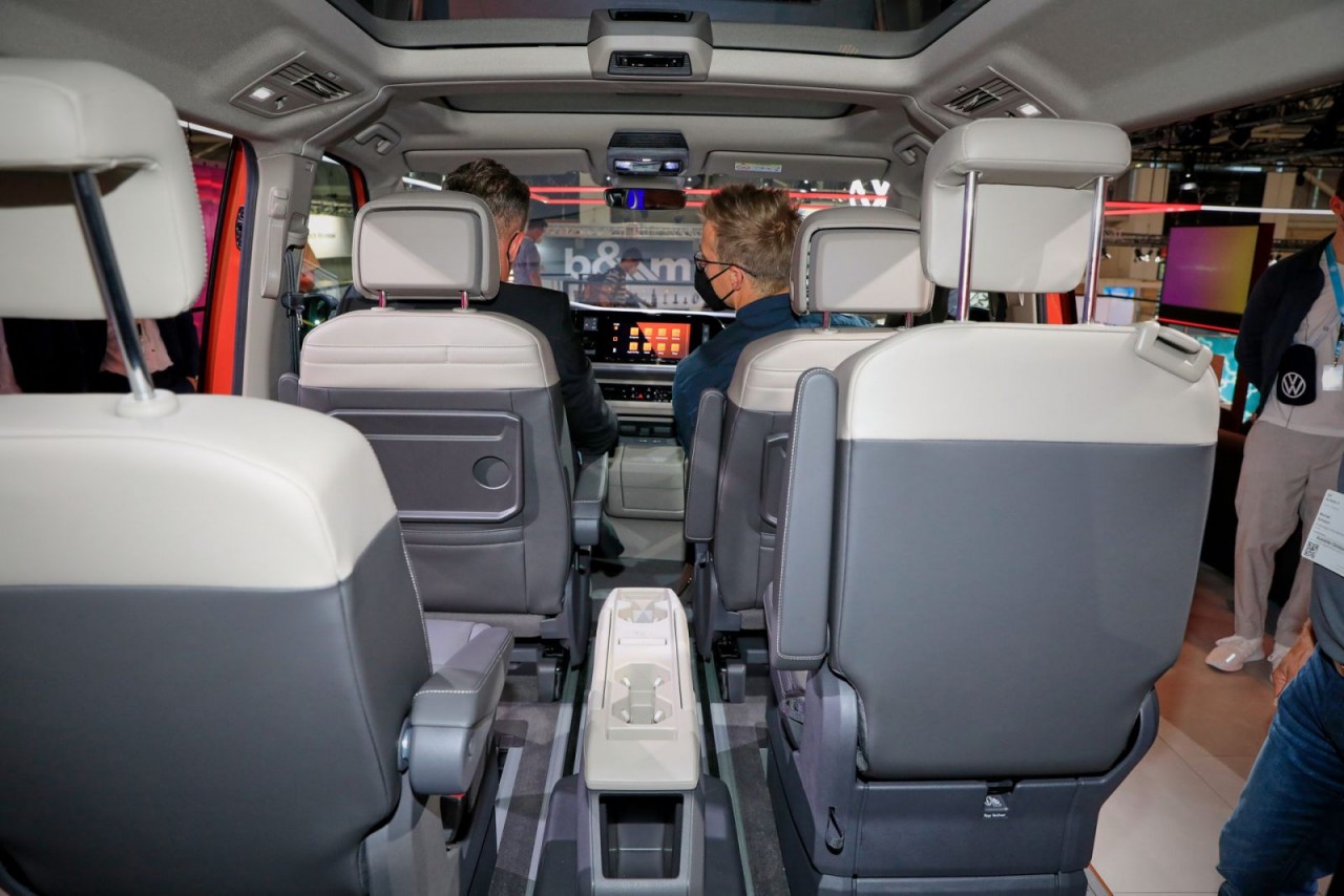 Volkwagen T7 Multivan ra mắt tại triển lãm ôtô Munich 2021