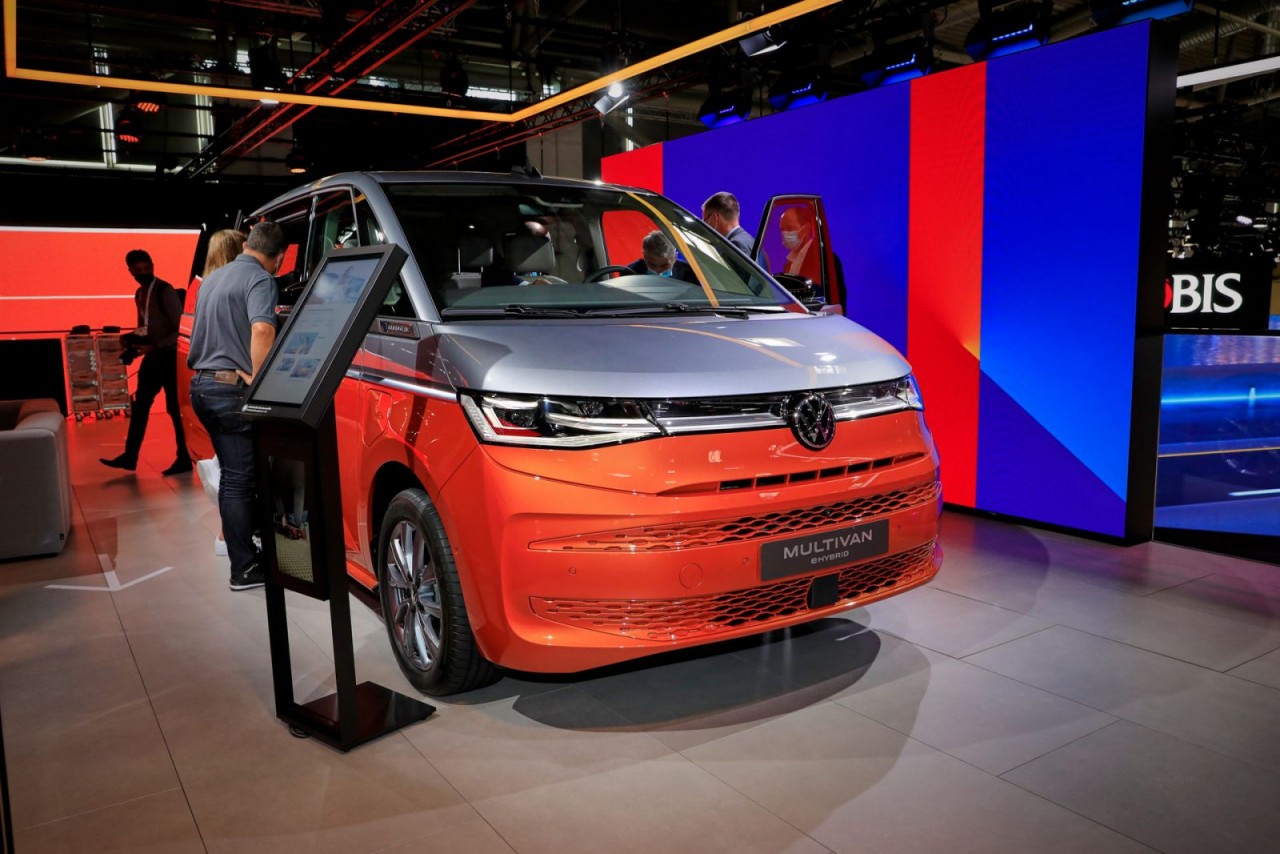 Volkwagen T7 Multivan ra mắt tại triển lãm ôtô Munich 2021