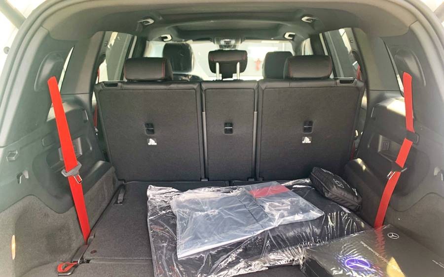 Cận cảnh Mercedes-AMG GLB 35 4Matic giá 2,69 tỷ đồng vừa về Việt Nam