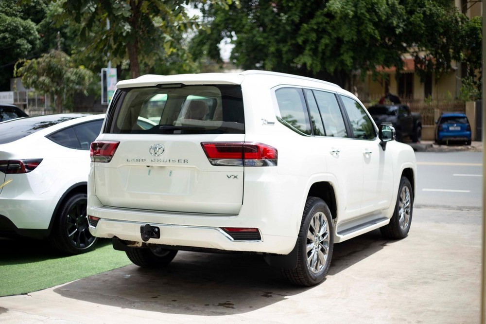 Chiêm ngưỡng Toyota Land Cruiser 2022 bản 