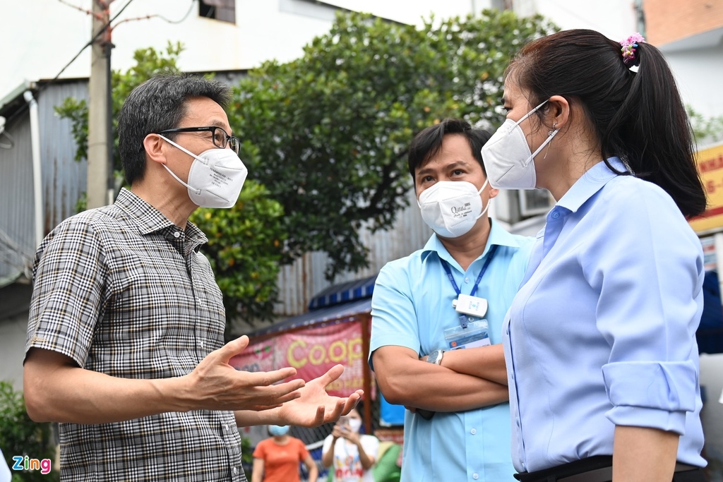 Một nữ Bí thư Quận ủy dũng cảm và quyết đoán Một nữ Bí thư Quận ủy dũng cảm và quyết đoán