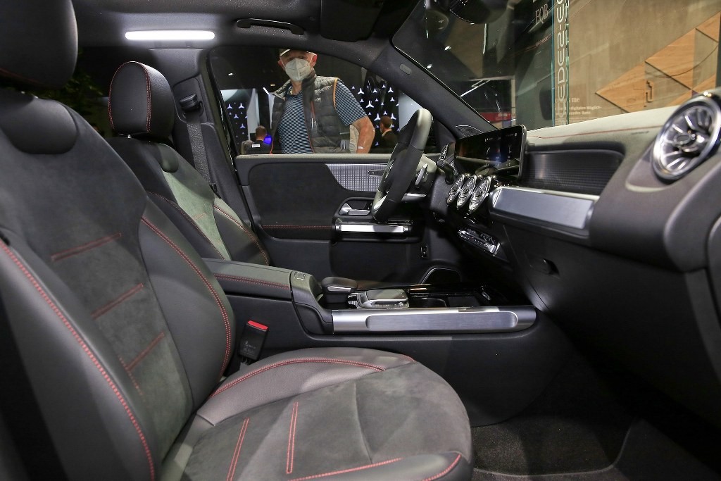 Xe điện Mercedes EQB ra mắt Xe điện Mercedes EQB ra mắt