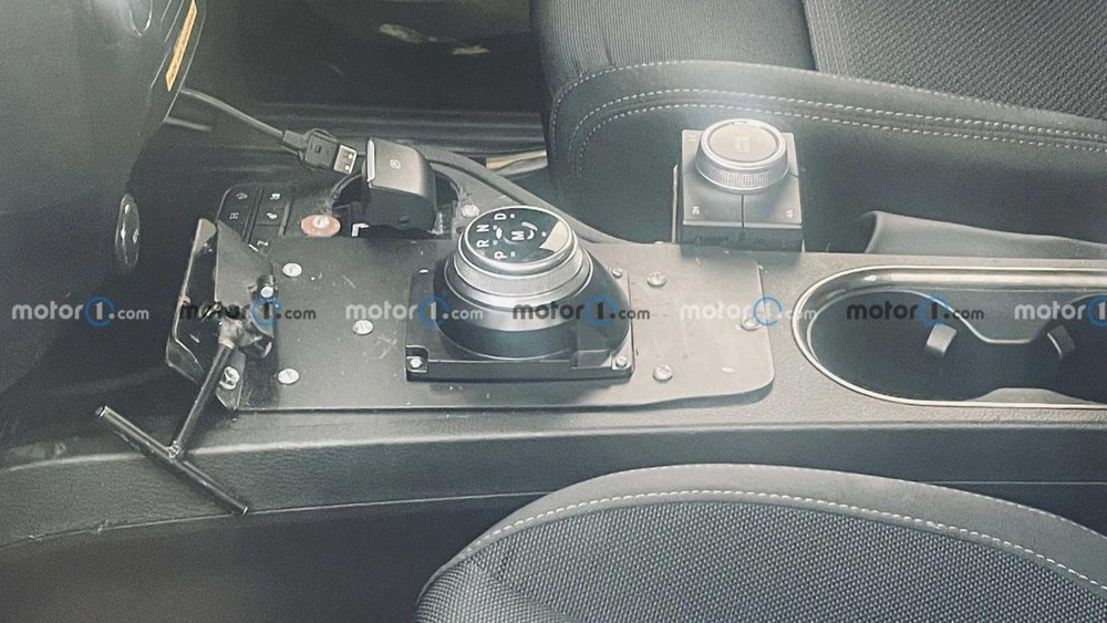 Lộ diện hình ảnh nội thất Ford Everest thế hệ mới