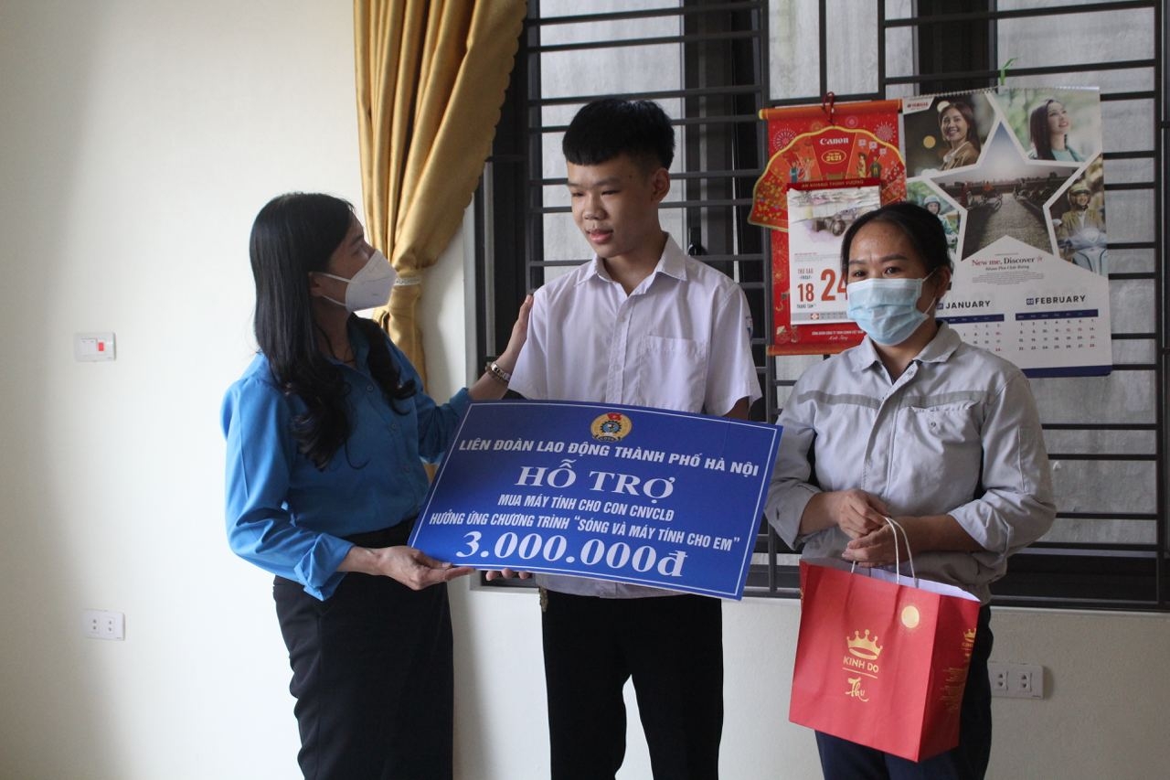 LĐLĐ TP Hà Nội hỗ trợ mua máy tính cho con công nhân, viên chức, lao động