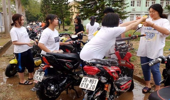 Người lan tỏa ước mơ cho học sinh khó khăn vươn lên trong học tập Người lan tỏa ước mơ cho học sinh khó khăn vươn lên trong học tập