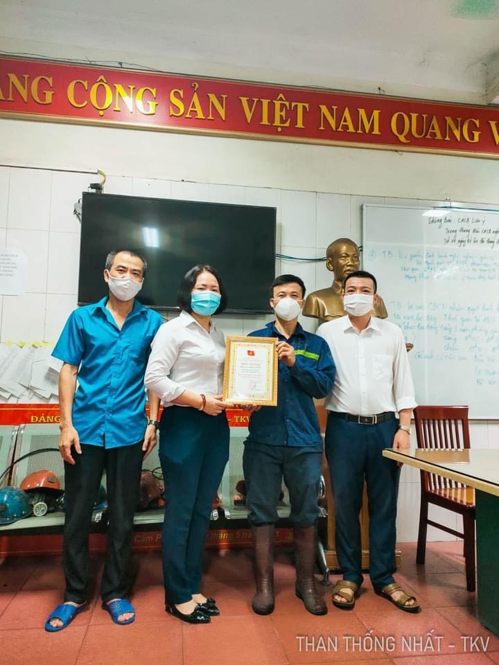 Những tấm gương sáng thợ mỏ