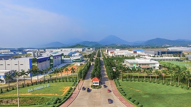 Vĩnh Phúc: Tăng cường công tác quản lý lao động trong các Khu công nghiệp Vĩnh Phúc: Tăng cường công tác quản lý lao động trong các Khu công nghiệp