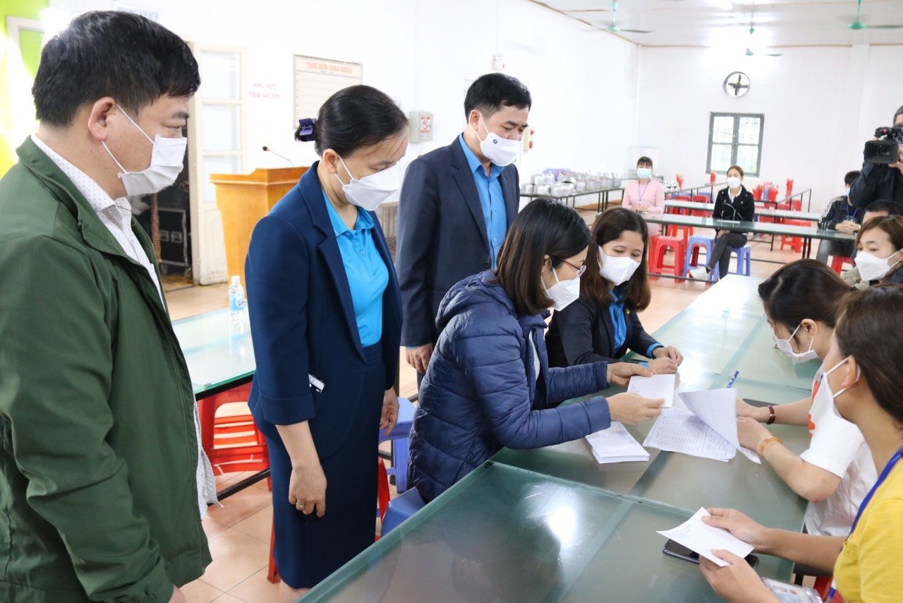 Chắt chiu để chăm lo cho đoàn viên, người lao động