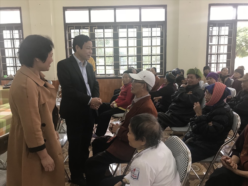 “FC Da liễu” thúc đẩy phong trào rèn luyện sức khỏe cho cán bộ, nhân viên y tế fc da lieu thuc day phong trao ren luyen suc khoe cho can bo nhan vien y te