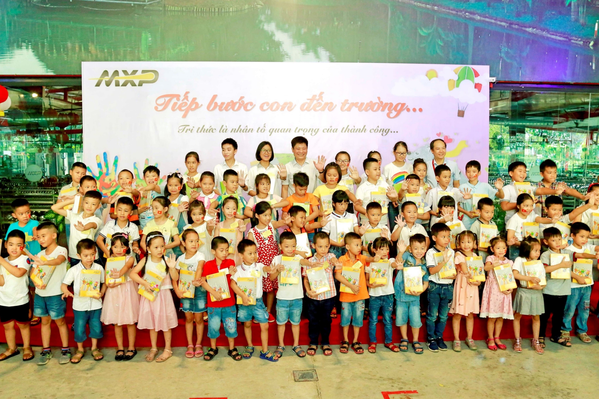 thuong tet cho nguoi lao dong tuong xung voi nang suat lao dong