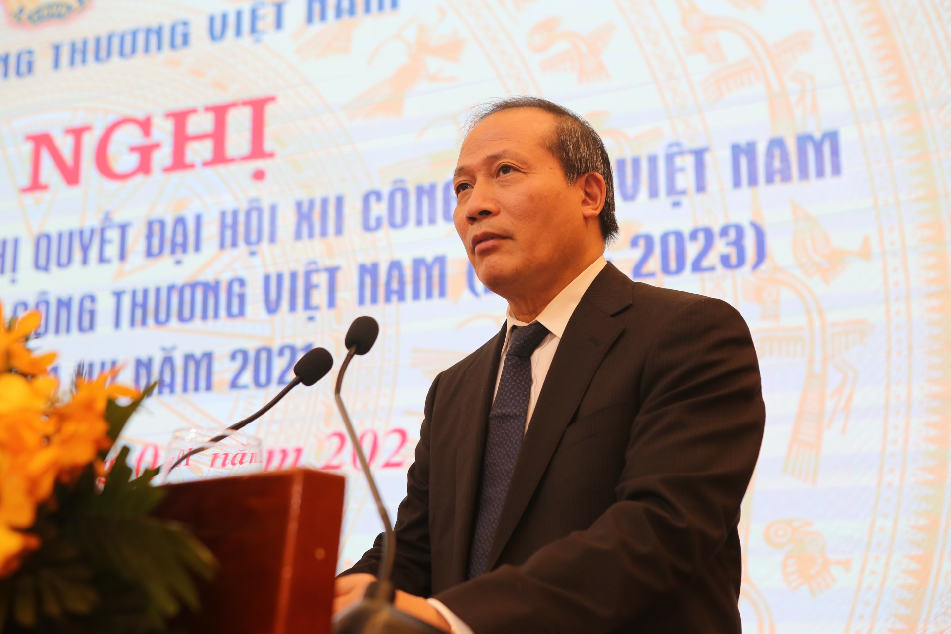 Công đoàn tham gia giải quyết những vấn đề lớn của Ngành trong bối cảnh nhiều biến động Công đoàn tham gia giải quyết những vấn đề lớn của Ngành trong bối cảnh nhiều biến động