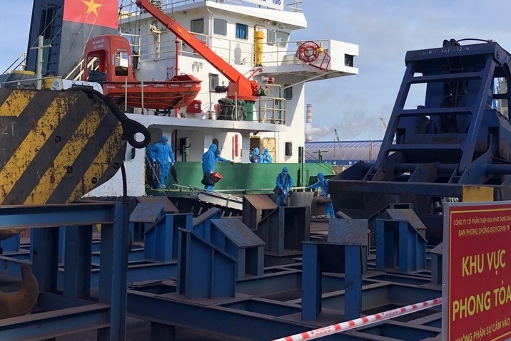 Xin ý kiến đưa thuyền viên tàu Southern Growth lên bờ điều trị Covid-19 Xin ý kiến đưa thuyền viên tàu Southern Growth lên bờ điều trị Covid-19