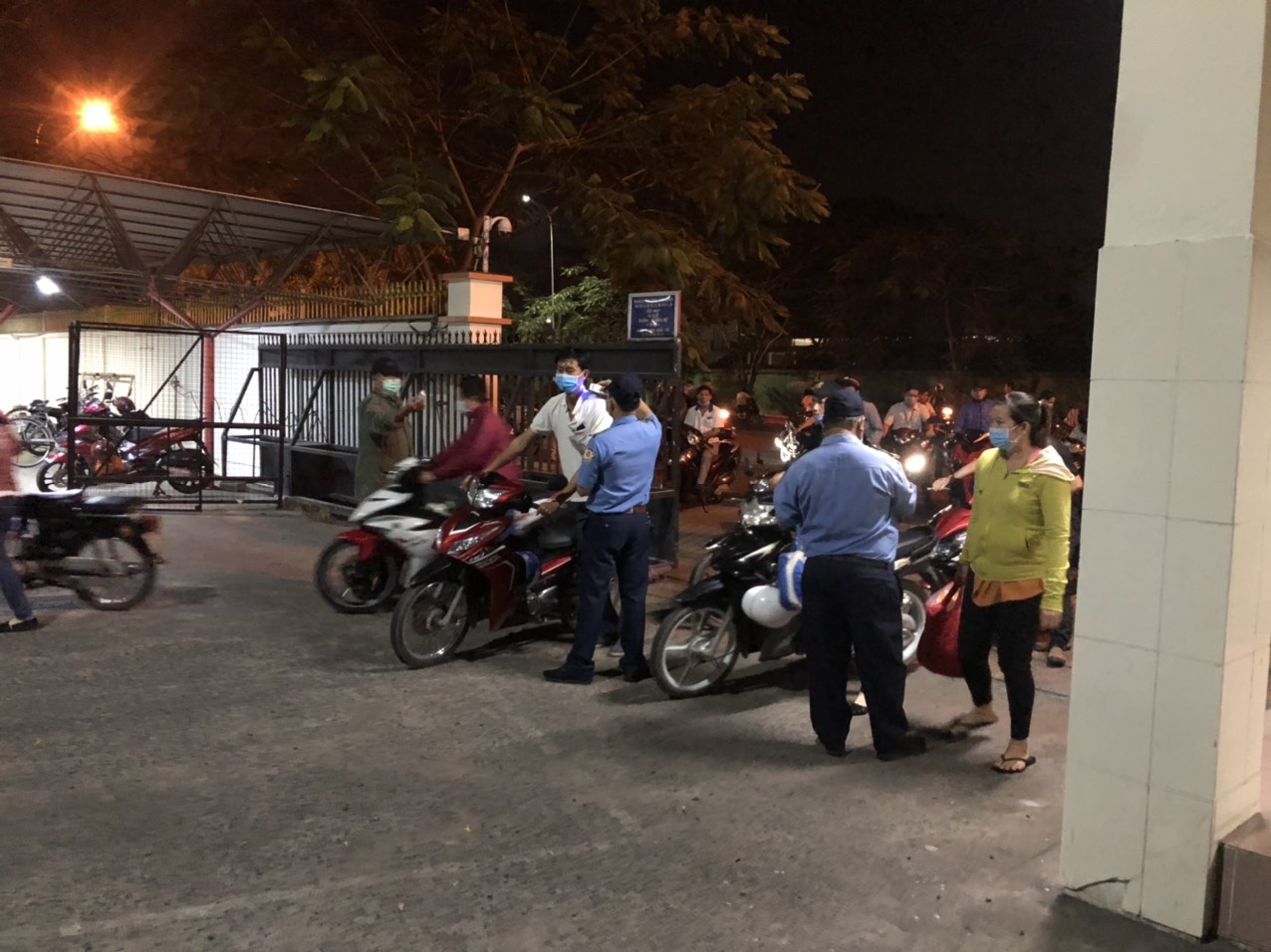 Lao động nữ được hưởng sự chăm sóc, phòng chống virus corona đặc biệt lao dong nu duoc huong su cham soc phong chong virus corona dac biet