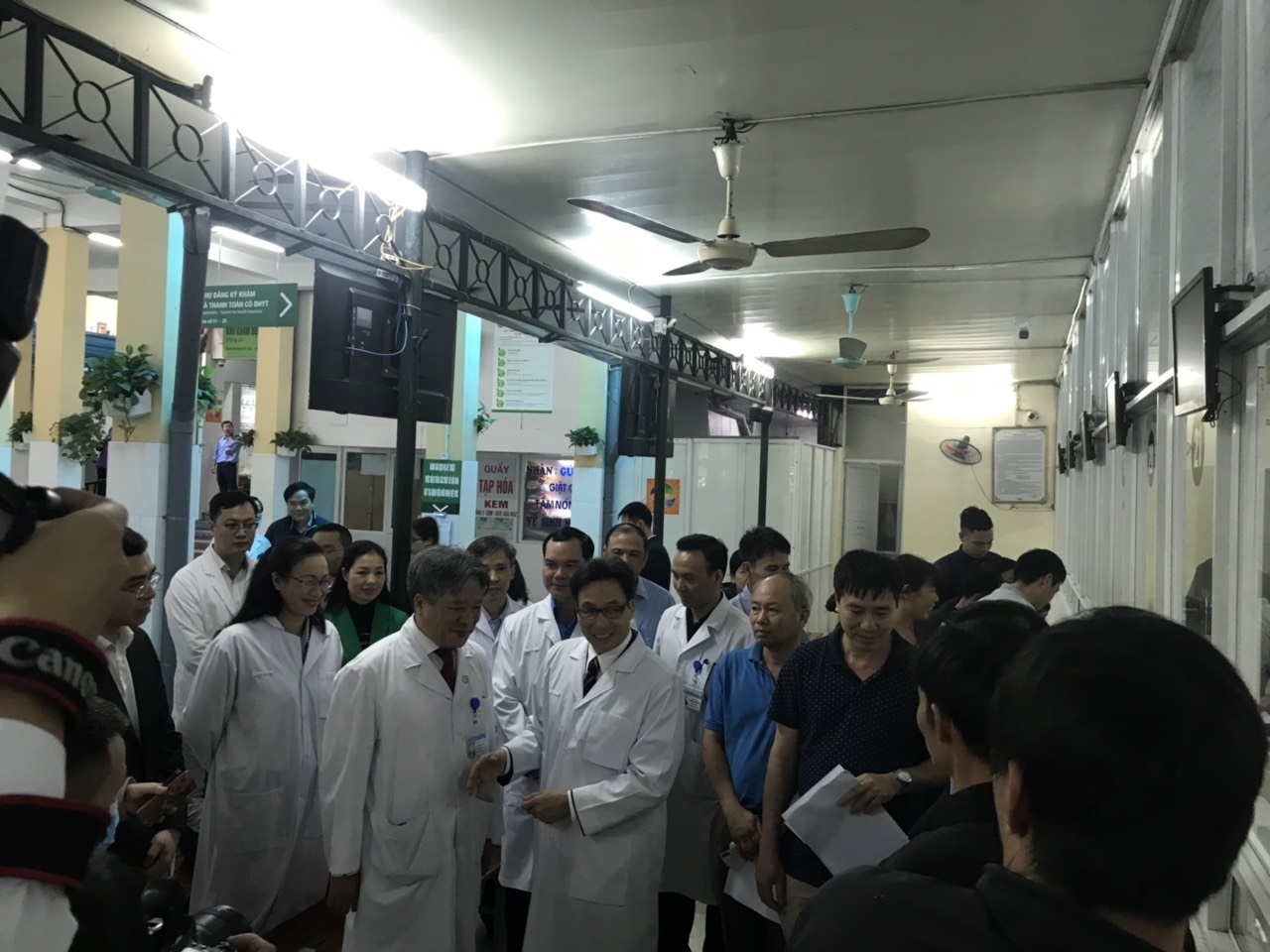 Công đoàn Y tế Việt Nam hỗ trợ các y, bác sỹ phòng chống dịch virus corona cong doan y te viet nam ho tro cac y bac sy phong chong dich virus corona