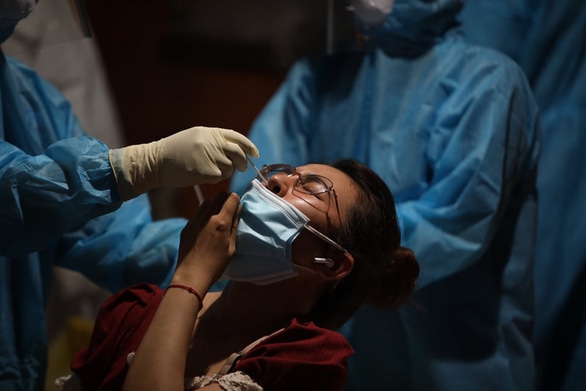 Đội bốc xếp sân bay Tân Sơn Nhất có thể lây nhiễm do các chuyến bay từ khu vực Ả Rập