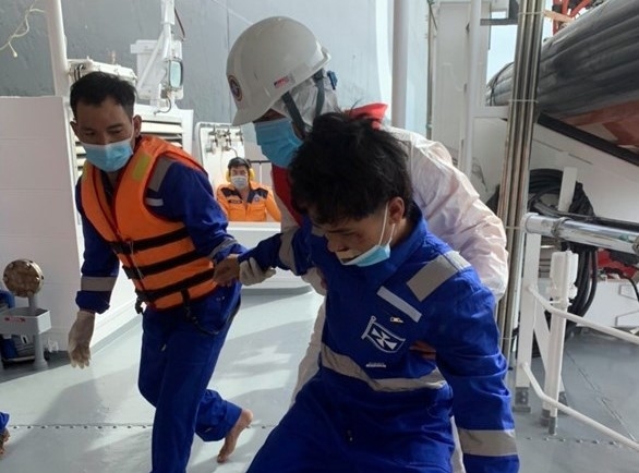 Từ vụ cứu nạn tàu VANDON ACE, cần đầu tư tàu tìm kiếm cứu nạn chuyên dụng