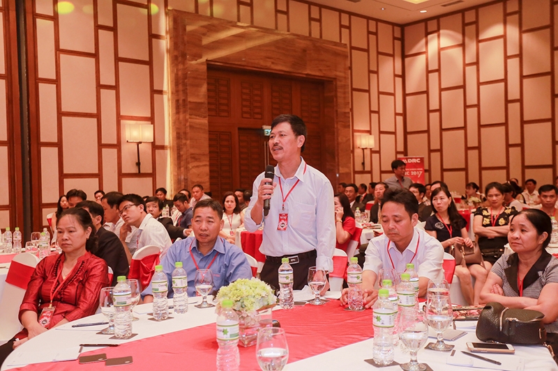 Kết nạp đoàn viên công đoàn danh dự ket nap doan vien cong doan danh du