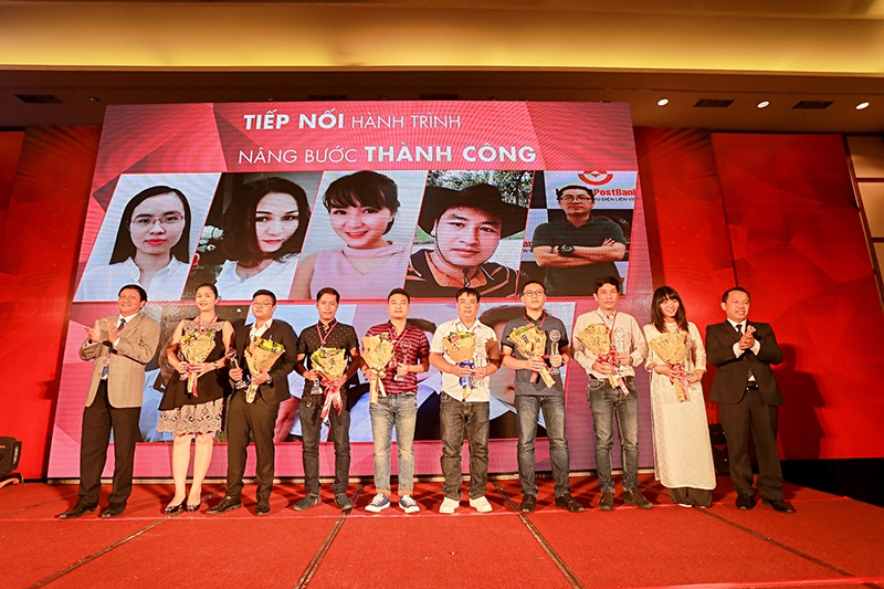 Kết nạp đoàn viên công đoàn danh dự ket nap doan vien cong doan danh du