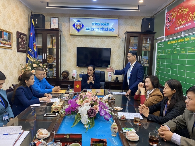 Công đoàn Y tế Việt Nam hỗ trợ 1.000 khẩu trang y tế cho đoàn viên, người lao động cong doan y te viet nam ho tro 1000 khau trang y te cho doan vien nguoi lao dong