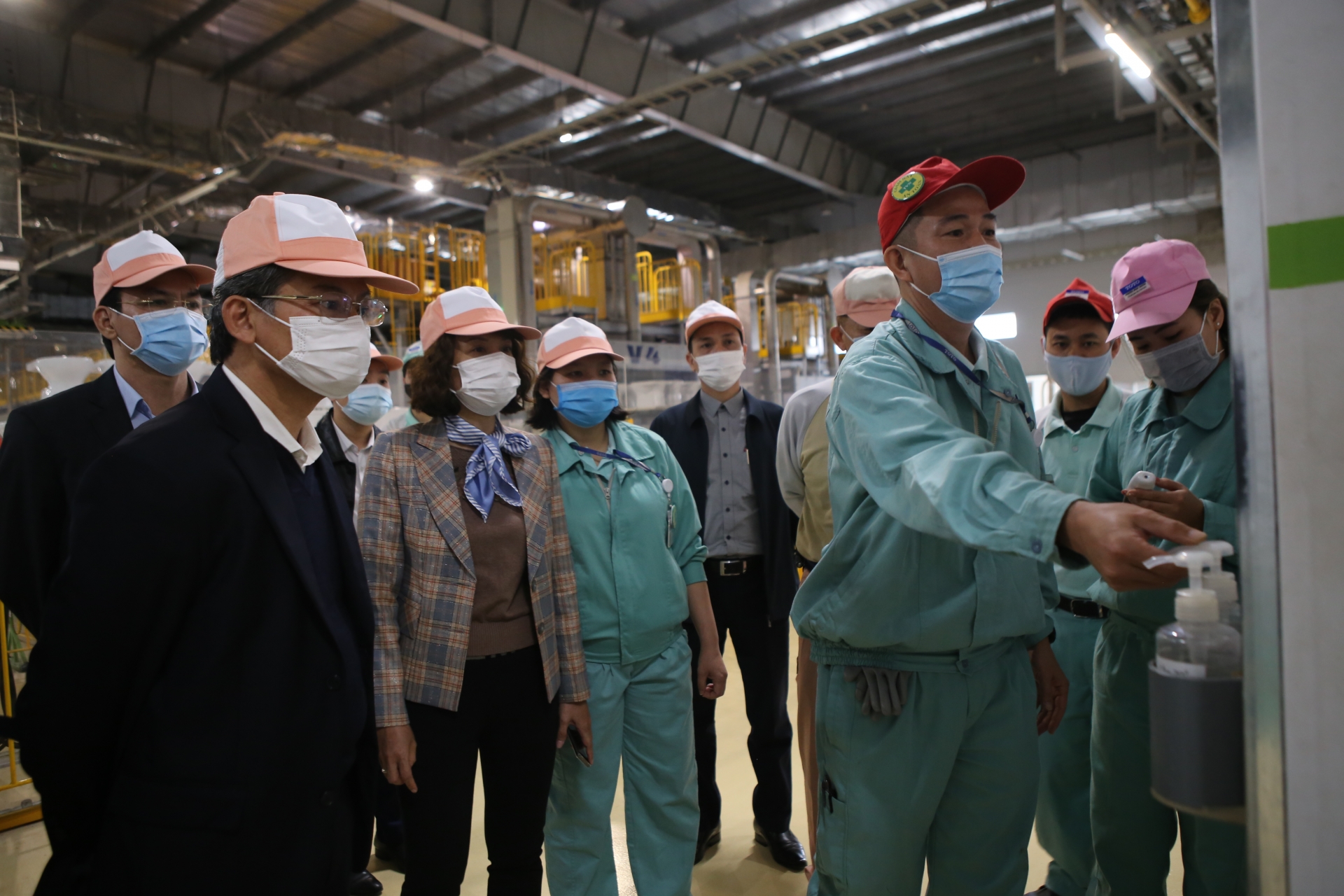 Hưng Yên cần chủ động phòng, chống dịch bệnh Covid-19 trong khu, cụm công nghiệp