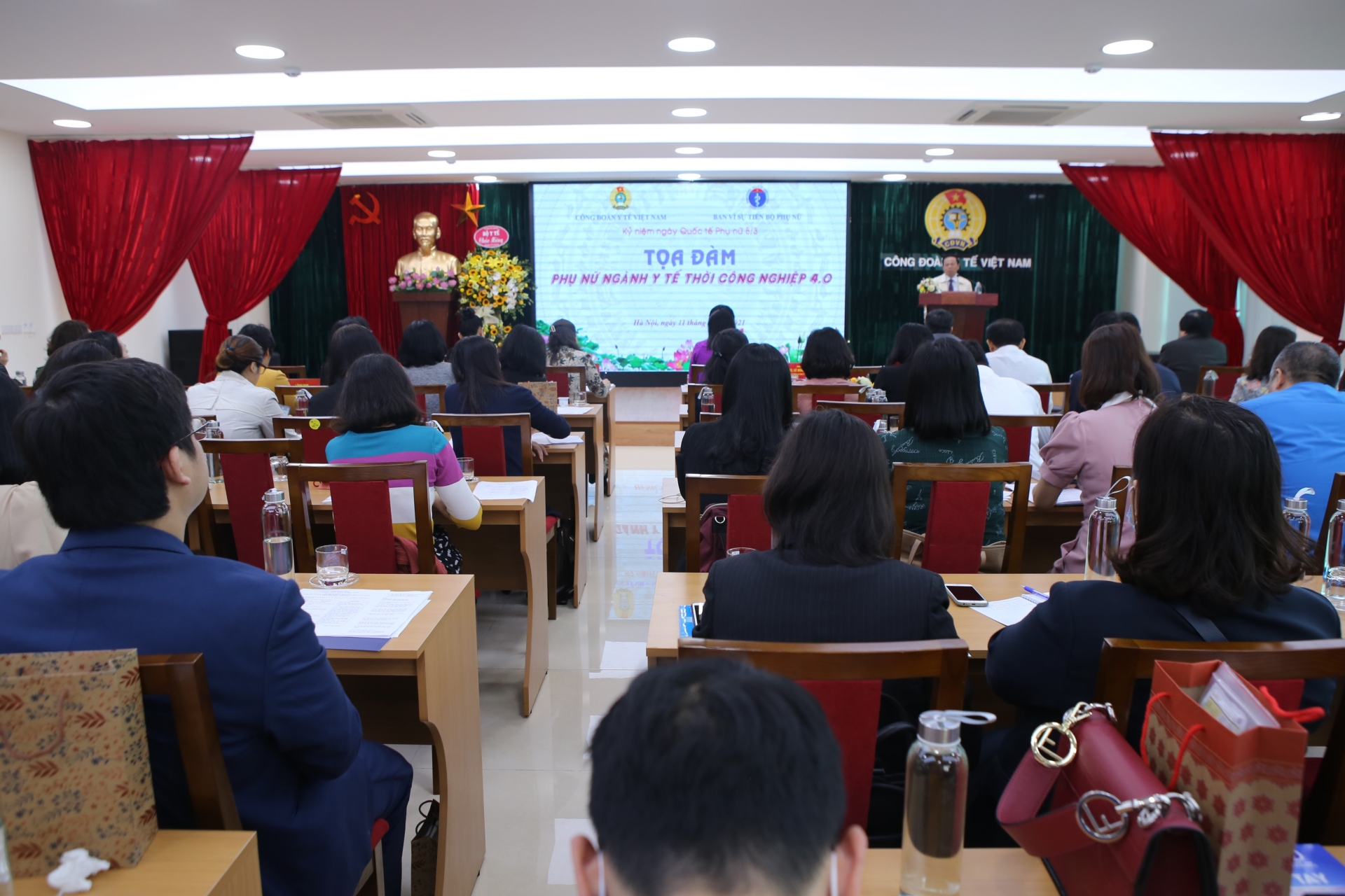 “Cảm ơn tổ chức Công đoàn luôn đồng hành cùng ngành Y tế chăm lo cho người lao động”