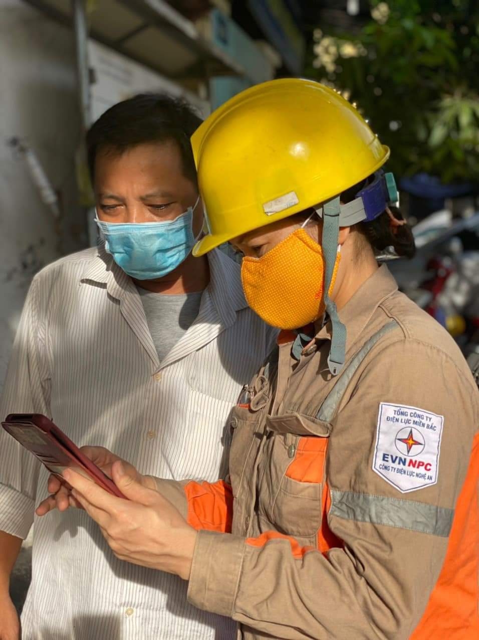 “Những câu chuyện về nữ cán bộ, công nhân viên Điện lực sẽ được lưu giữ đến mai sau”