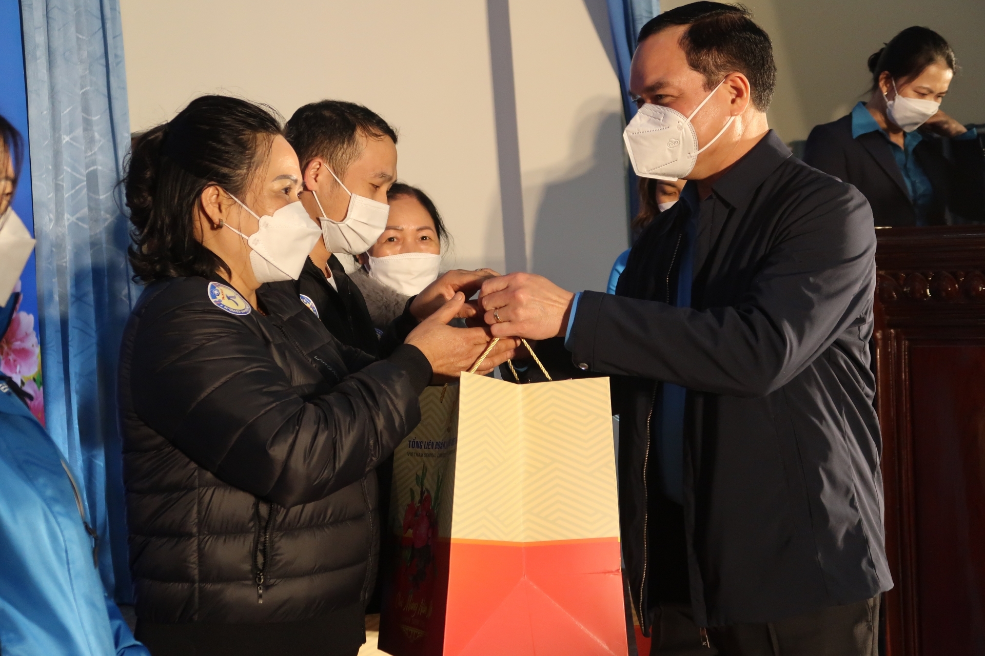 Tổng Liên đoàn đề xuất 2 mốc thời gian người lao động được hưởng tiền hỗ trợ thuê nhà