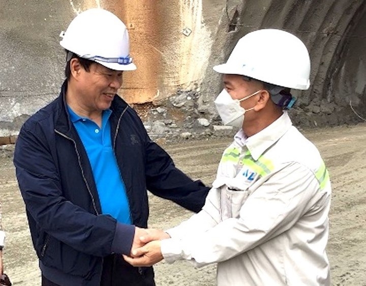 Điều kiện làm việc, ăn ở của người lao động thêm cải thiện từ giám sát của Công đoàn