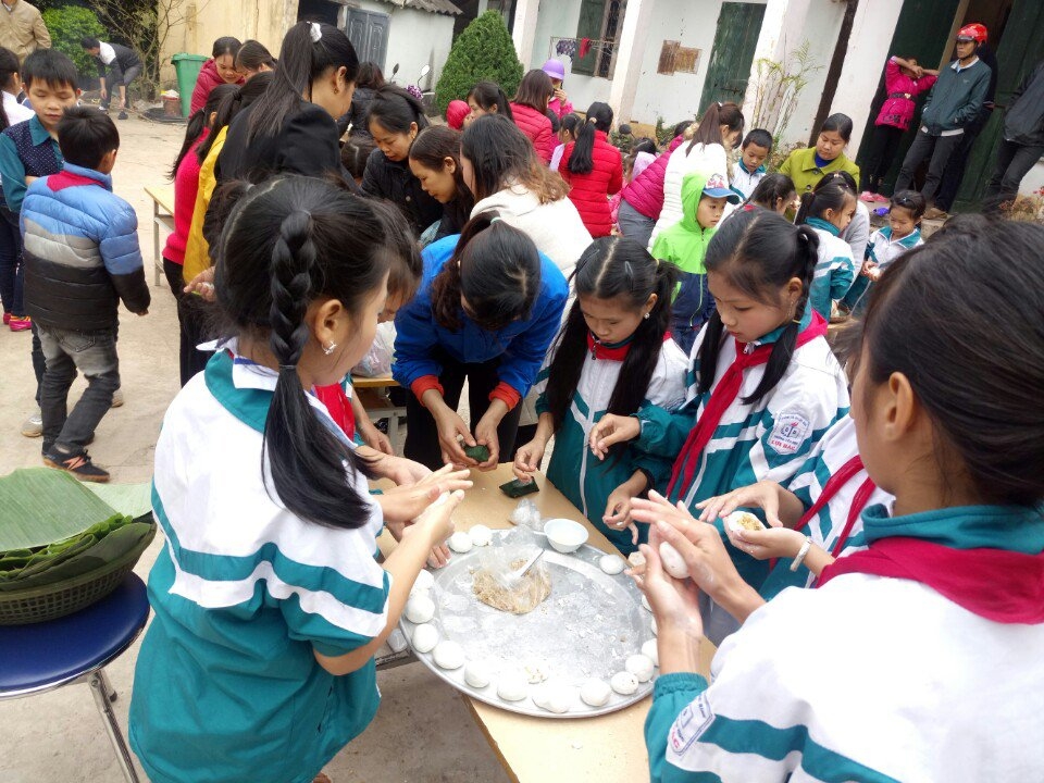 “Tình yêu nghề khiến tôi bền bỉ bám bản, bám trường” tinh yeu nghe khien toi ben bi bam ban bam truong