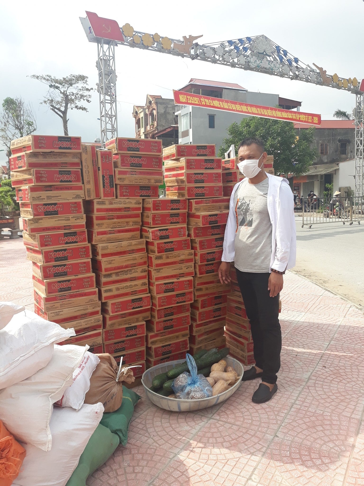 Trở thành F2 và sống trong khu vực cách ly, công nhân chỉ còn 100.000 đồng trong túi