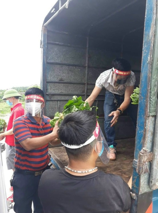 Mỗi ngày sống trong vùng phong tỏa, công nhân ngập tràn nỗi lo Mỗi ngày sống trong vùng phong tỏa, công nhân ngập tràn nỗi lo