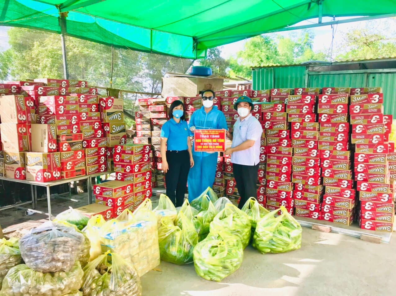 Thêm 6 siêu thị "0 đồng" cấp nhu yếu phẩm miễn phí cho công nhân vùng dịch