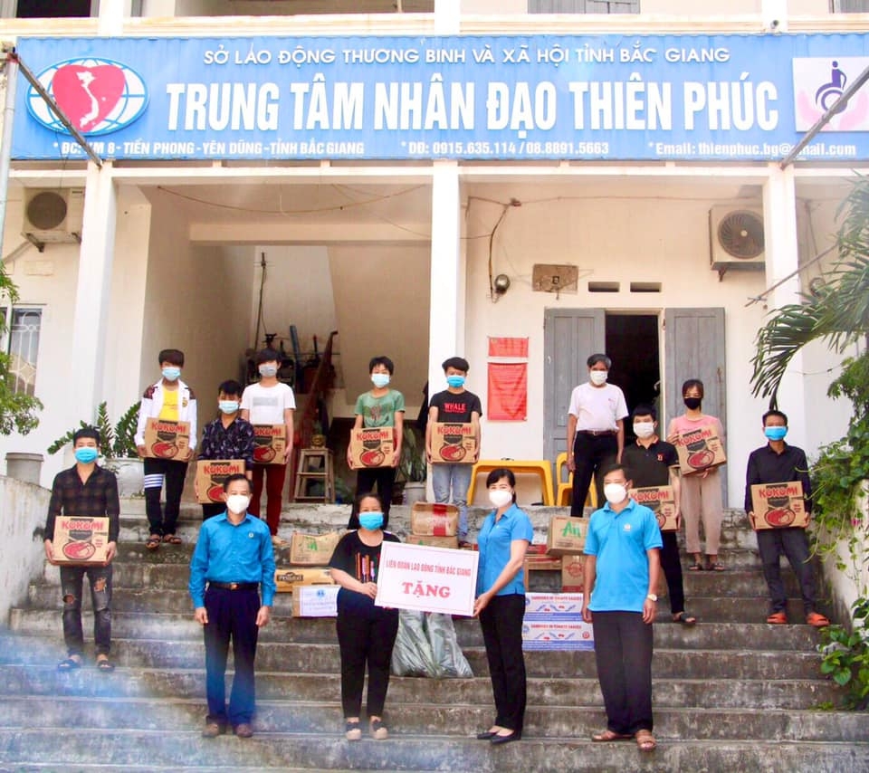 Giám sát doanh nghiệp trả lương ngừng việc cho công nhân bị ảnh hưởng bởi dịch Covid-19