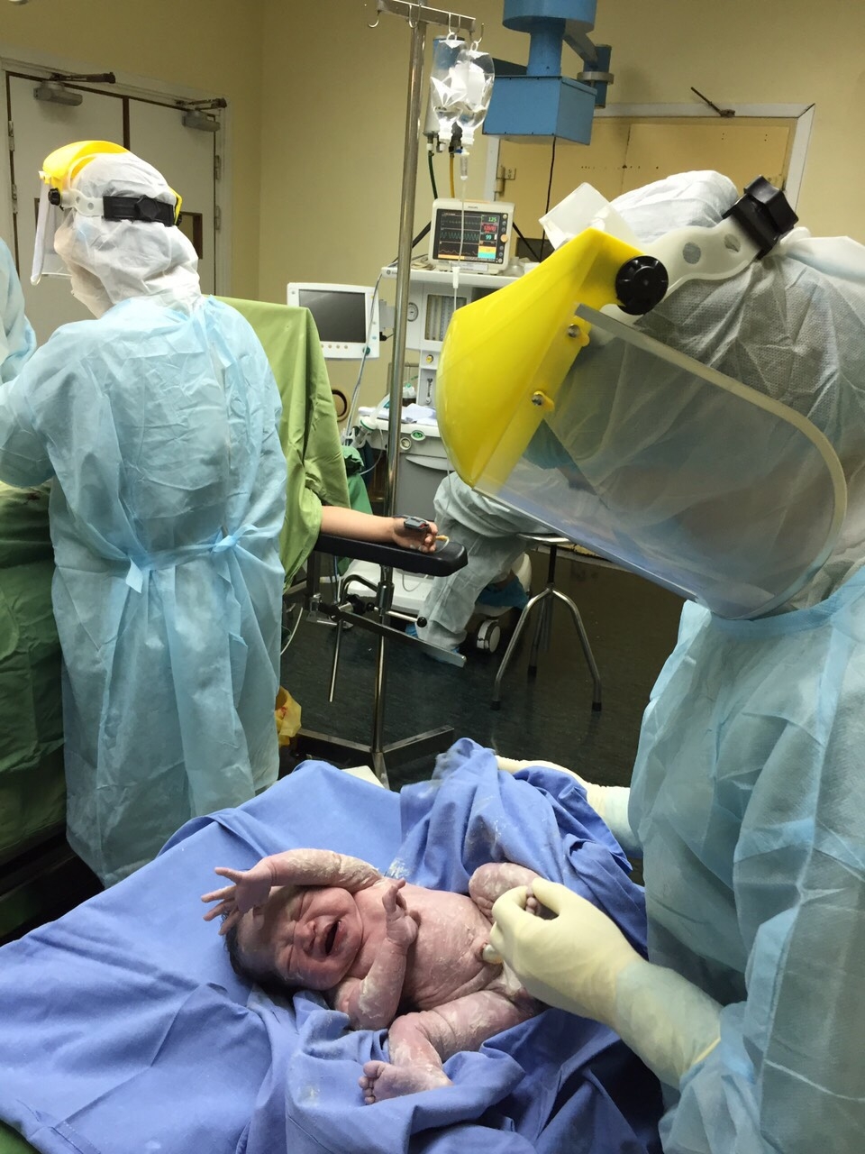 Câu chuyện sau bức ảnh “Sự sống nảy mầm trong đại dịch Covid-19” cau chuyen sau buc anh su song nay mam trong dai dich covid 19