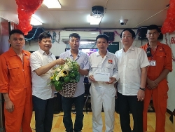 xin hang xom thong cam khong lai gan