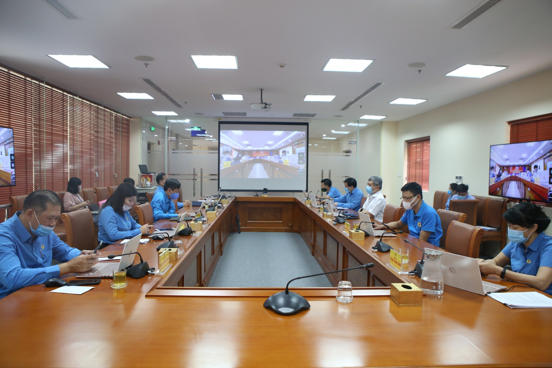 Khai mạc Hội nghị lần thứ XXI Đoàn Chủ tịch Tổng LĐLĐ Việt Nam