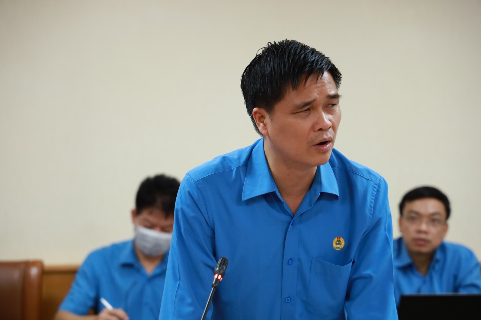 “Lấy nguyện vọng chính đáng của công nhân lao động là mục tiêu xây dựng nhiệm vụ” “Lấy nguyện vọng chính đáng của công nhân lao động là mục tiêu xây dựng nhiệm vụ”